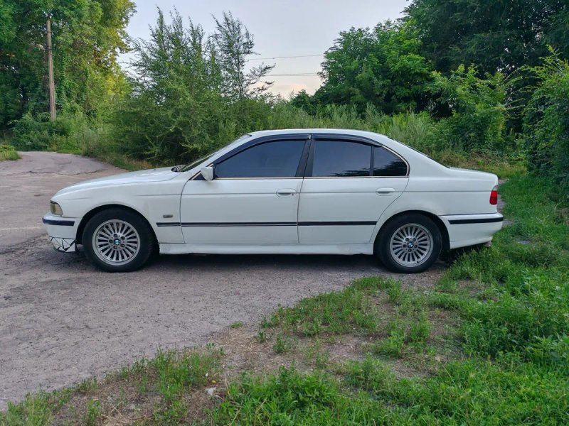 BMW E39 Автомат 3,5 Газ/Бензин — фото 7