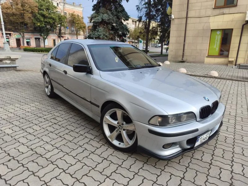 BMW Е39 Автомат Дизель 2.5 — фото 2