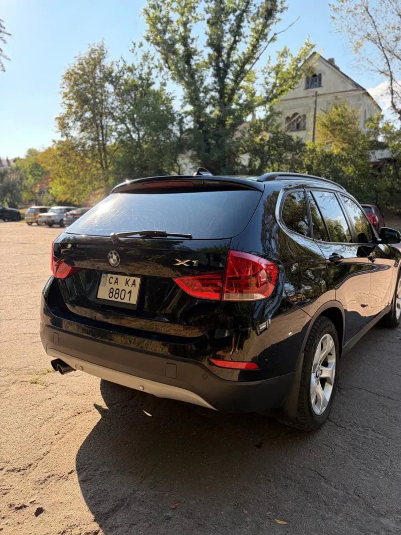 BMW X1 S drive 2.8i — фото 2