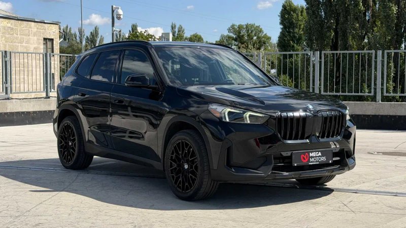 2023 BMW X1 x drive 28I — фото 3