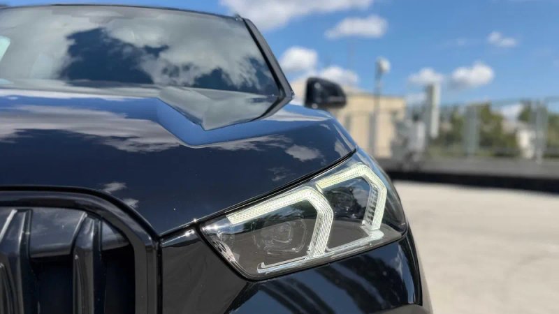 2023 BMW X1 x drive 28I — фото 6