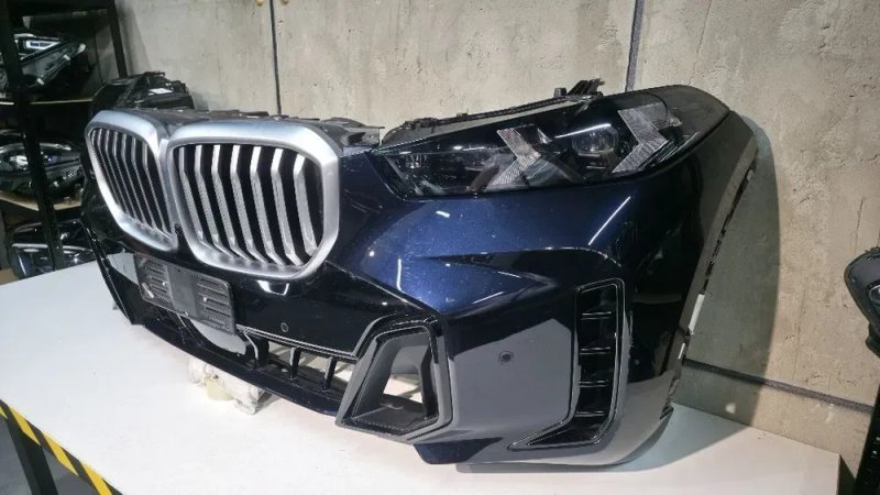 BMW X5 G05 LCI рестайл 2024 2025 передок M paket Laser Black фари бампер комплект OEM Європа в зборі! в наявності! — фото 4