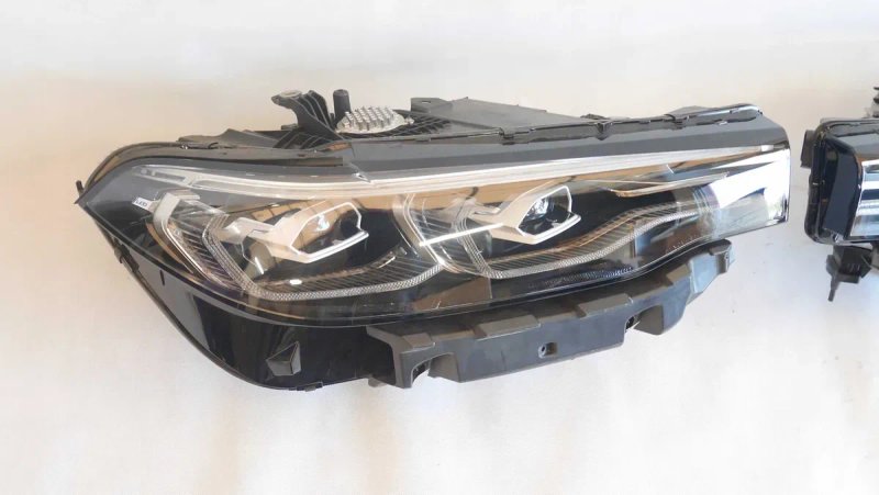 BMW X7 G07 Фара Фари передні ліва права Adaptive led USA EU — фото 2