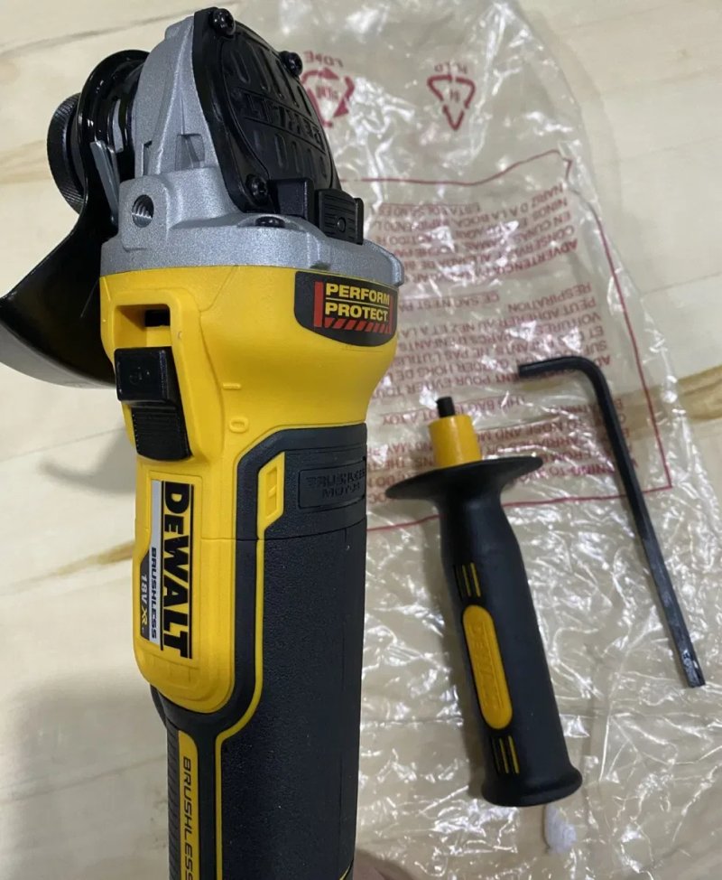Болгарка DeWALT акумуляторна DCG405N відправка наложним без предоплат — фото 5