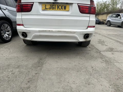 Борт нижня кришка багажника  BMW X5 Е70  запчастини розборка