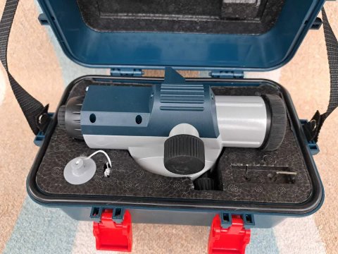 Bosch Professional GOL 26 D Оптичний нівелір