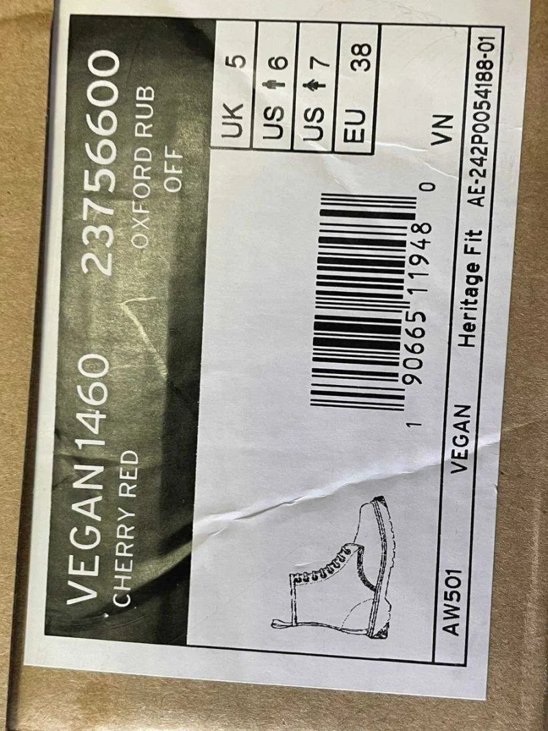 Ботинки жіночі Dr. Martens 1460 Vegan Cherry Red. Оригінал! Розмір 38. — фото 6