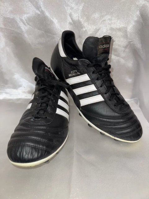 Бутси, копачаи Adidas copa mundial, розмір 43.