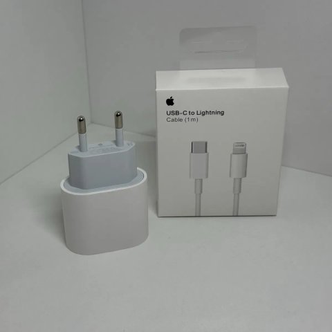 Быстрая зарядка айфон 20W + кабель Type-c lightning. Блочок зарядка iPhone 20w+ Type C Lightning кабель