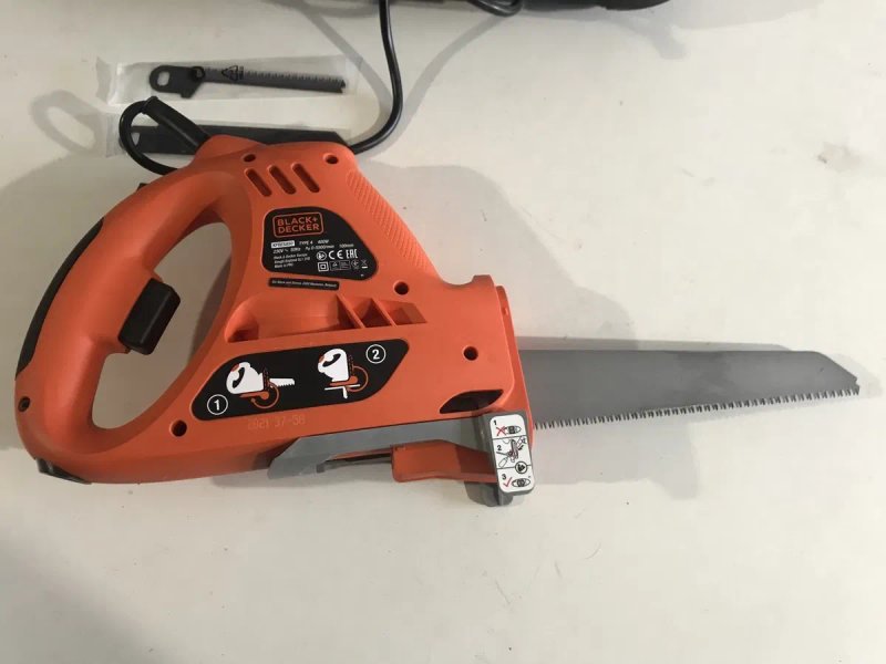 Cабельна пила Black+Decker KFBES850 з Англії — фото 5