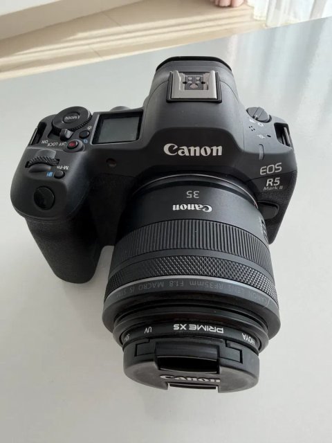 Canon Eos R5 Mark II+ Canon Lens RF35mm F1.8