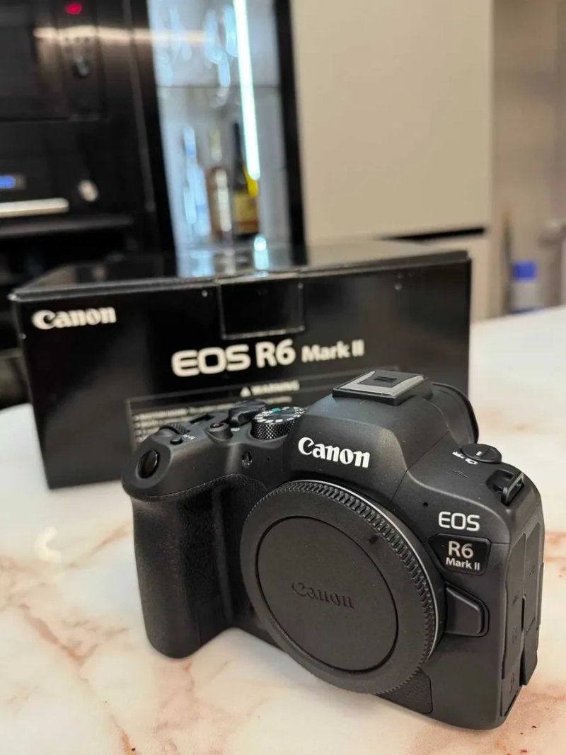 Canon EOS R6 Mark II У наявності — фото 5