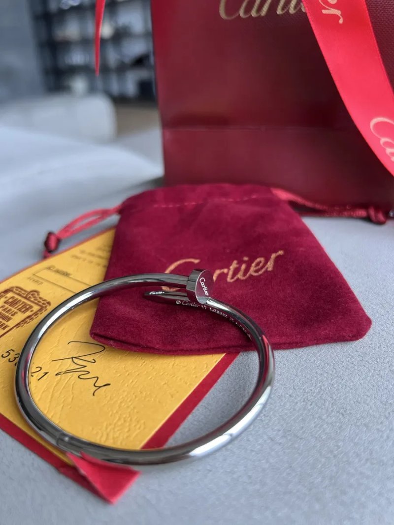 Cartier браслет в пакувані подарунковому — фото 2