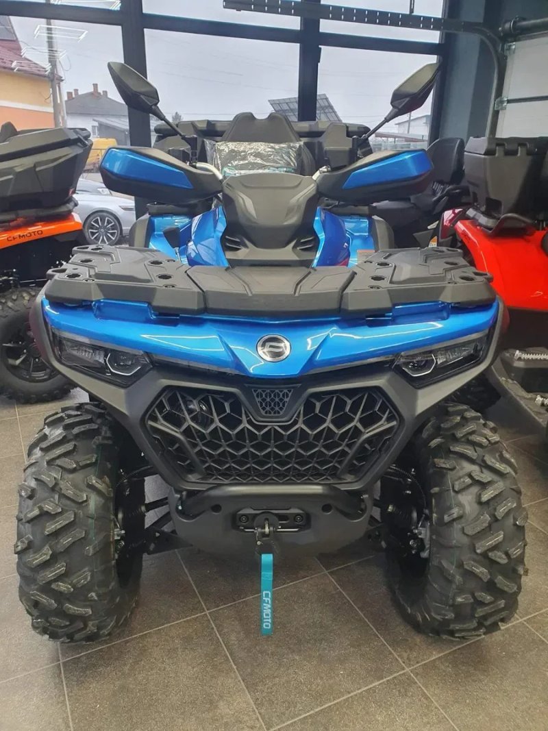 CFMOTO CFORCE 1000 Touring  Limited Royal Blue Silver  заводим мотори, — фото 2