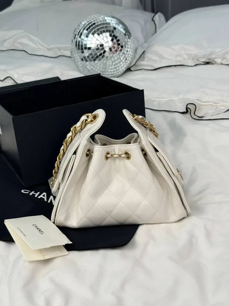Chanel 25 Small Handbag White Lambskin with Gold Hardware/ женская сумочка Шанель / жіноча шкіряна сумочка  / нова сумочка — фото 3
