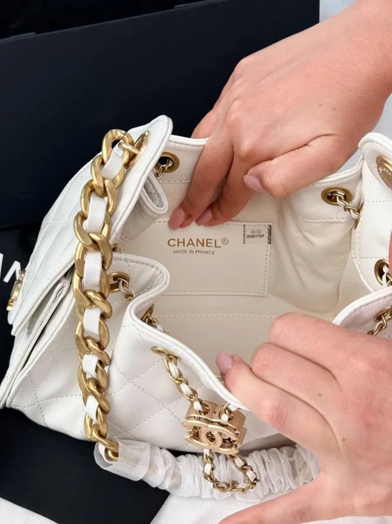 Chanel 25 Small Handbag White Lambskin with Gold Hardware/ женская сумочка Шанель / жіноча шкіряна сумочка  / нова сумочка — фото 4