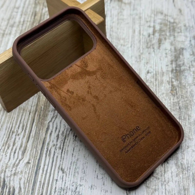 Чехол софттач Silicone Case на iPhone 17 Pro Max/ 17 Pro Чохол Brown — фото 2