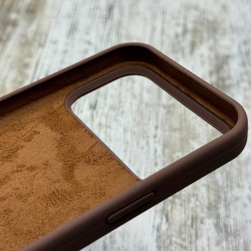 Чехол софттач Silicone Case на iPhone 17 Pro Max/ 17 Pro Чохол Brown — фото 6