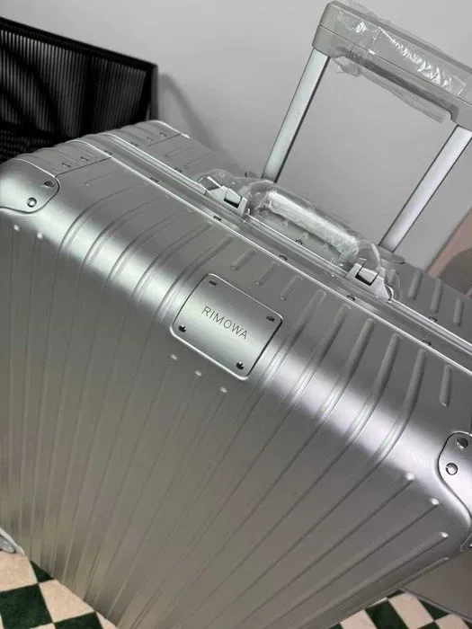 Чемодан Rimowa Check In L для багажа алюминиевый чемодан Римова дорожная сумка c892 — фото 2