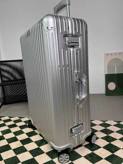Чемодан Rimowa Check In L для багажа алюминиевый чемодан Римова дорожная сумка c892 — фото 4