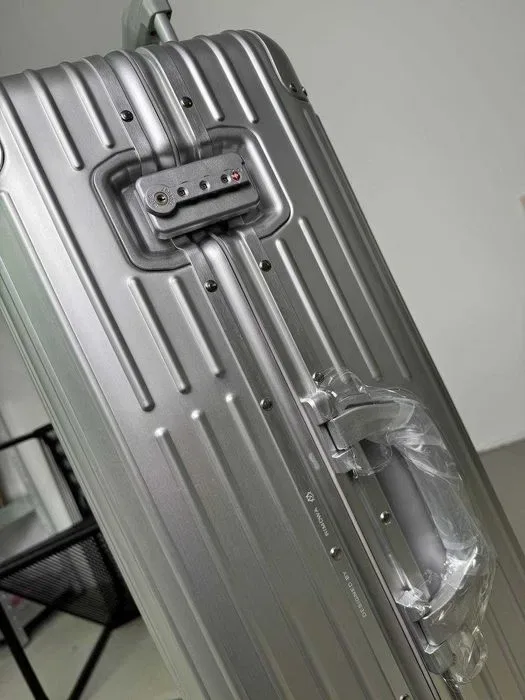Чемодан Rimowa Check In L для багажа алюминиевый чемодан Римова дорожная сумка c892 — фото 5