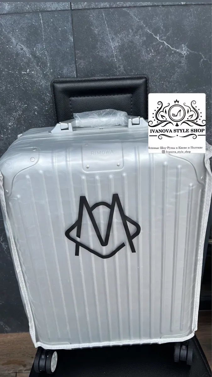 Чемодан Rimowa ручная кладь.Мои живые фото. Купить чемодан римова ручная кладь , средний или большой . — фото 2