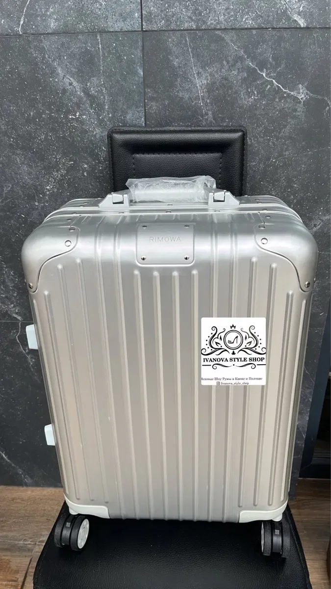 Чемодан Rimowa ручная кладь.Мои живые фото. Купить чемодан римова ручная кладь , средний или большой . — фото 3