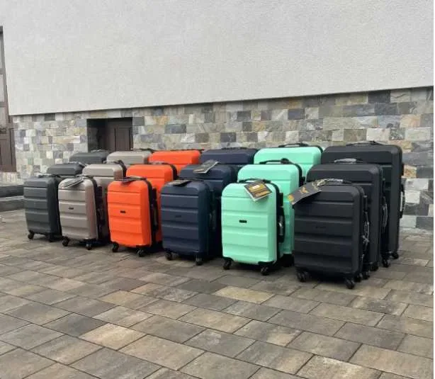 Чемодан Сумка Валіза на колесах Різні моделі та розміри Wings — фото 7