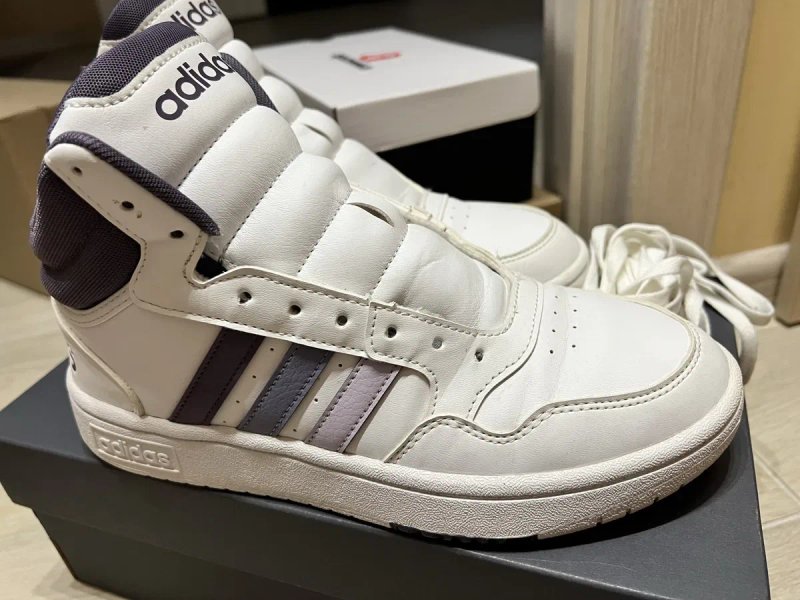 Черевики (кросівки) жіночі Adidas демісезонні — фото 2