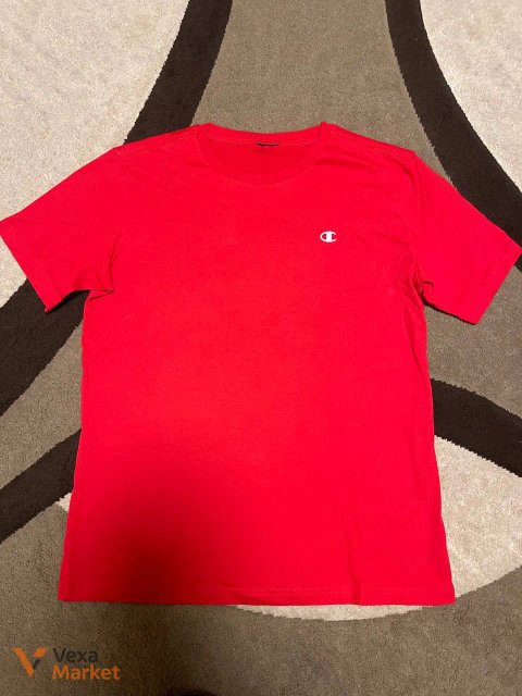 Червона футболка Champion розмір L-XL