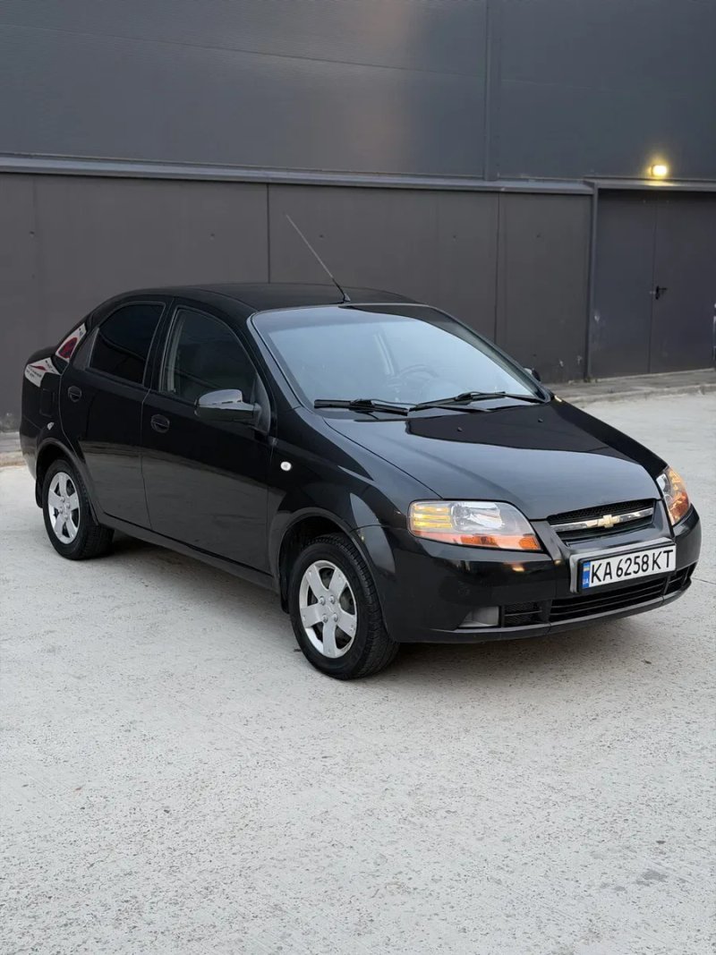 Chevrolet Aveo 2006 1.5 бензин — фото 2