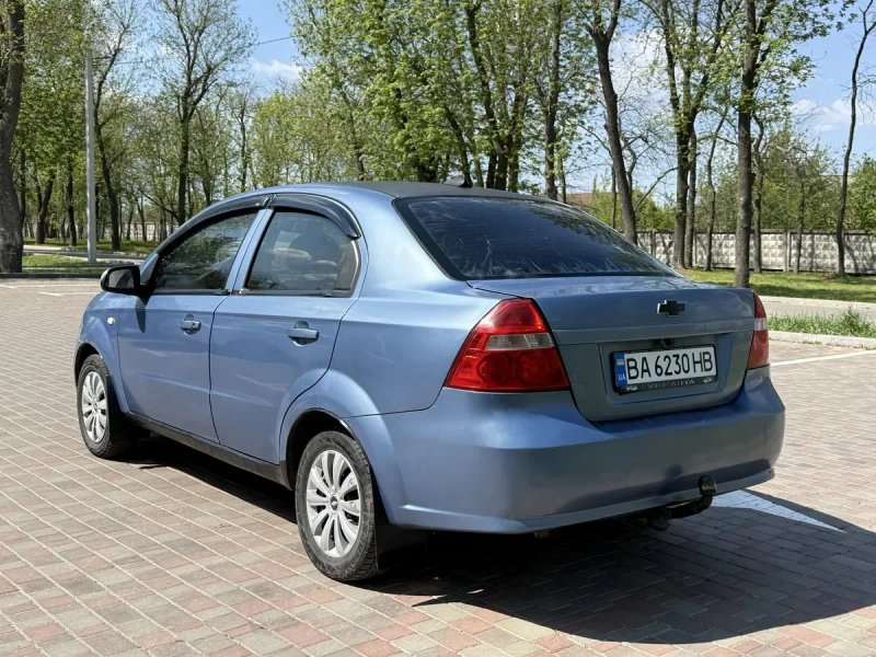 Chevrolet Aveo 2008. Газ/бензин — фото 8