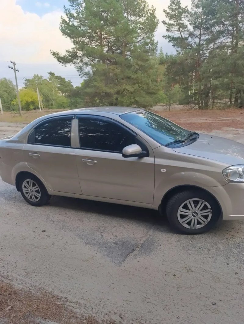 Chevrolet Aveo 2012 1,5 Газ/Бензин — фото 2