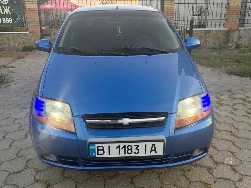 Chevrolet Aveo T200 (FL) 1.5 бензин — фото 2