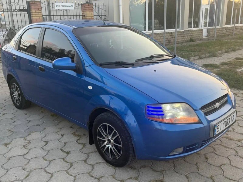 Chevrolet Aveo T200 (FL) 1.5 бензин — фото 3