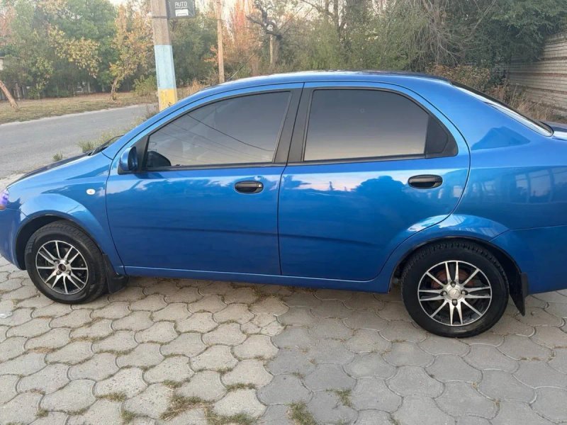 Chevrolet Aveo T200 (FL) 1.5 бензин — фото 8