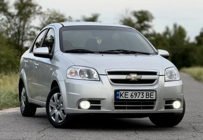 Chevrolet Aveo T250 1.6 бензин — фото 2
