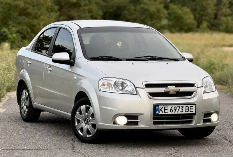 Chevrolet Aveo T250 1.6 бензин — фото 3