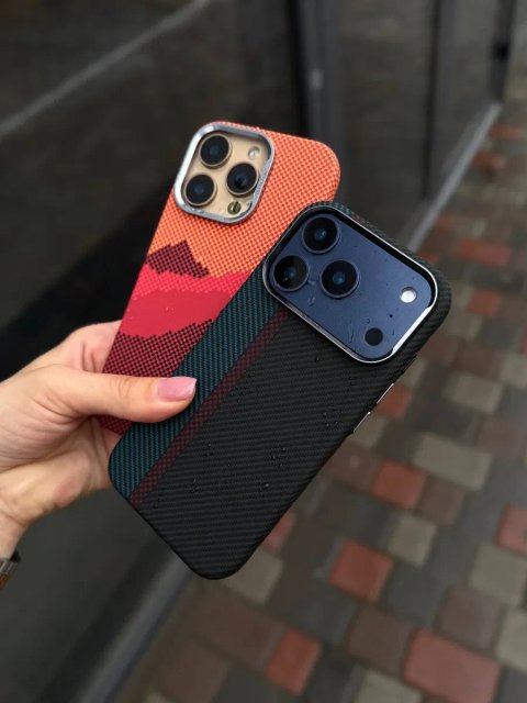 Чохол карбон тонкий легкий для айфон 13 / 14 Pro Max чехол iPhone Pro Max карбоновый MagSafe магсейф