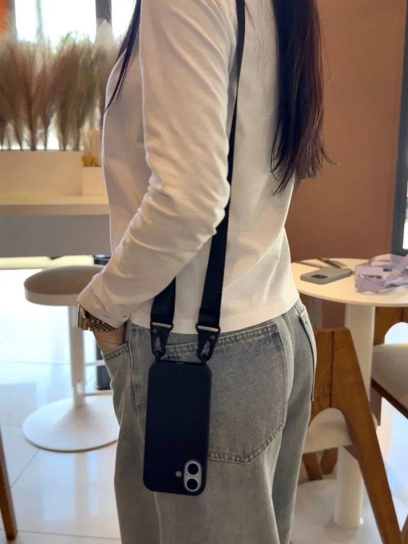 Чохол кросбоді Crossbody для iPhone 16 / 17 Pro Max чехол на айфон 18 про макс з широким шнурком мотузкою — фото 3
