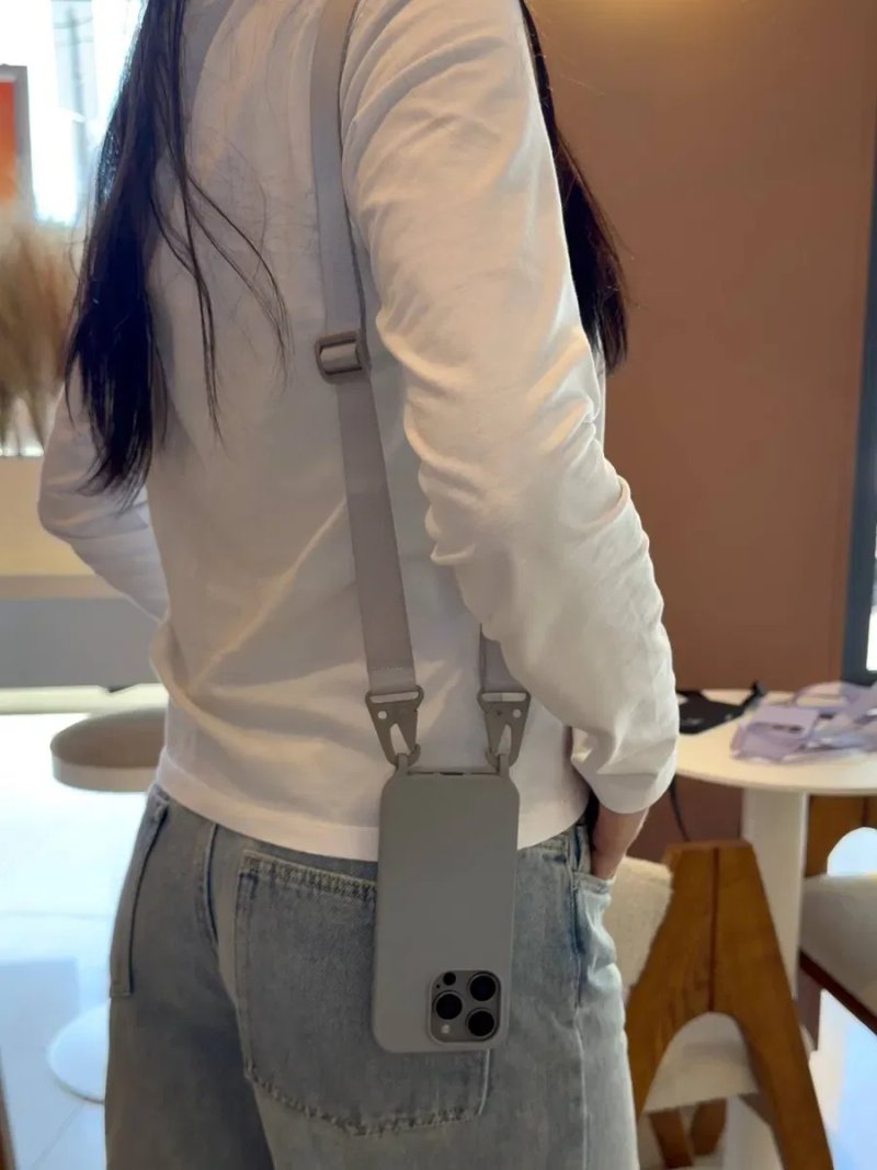 Чохол кросбоді Crossbody для iPhone 16 / 17 Pro Max чехол на айфон 18 про макс з широким шнурком мотузкою — фото 6
