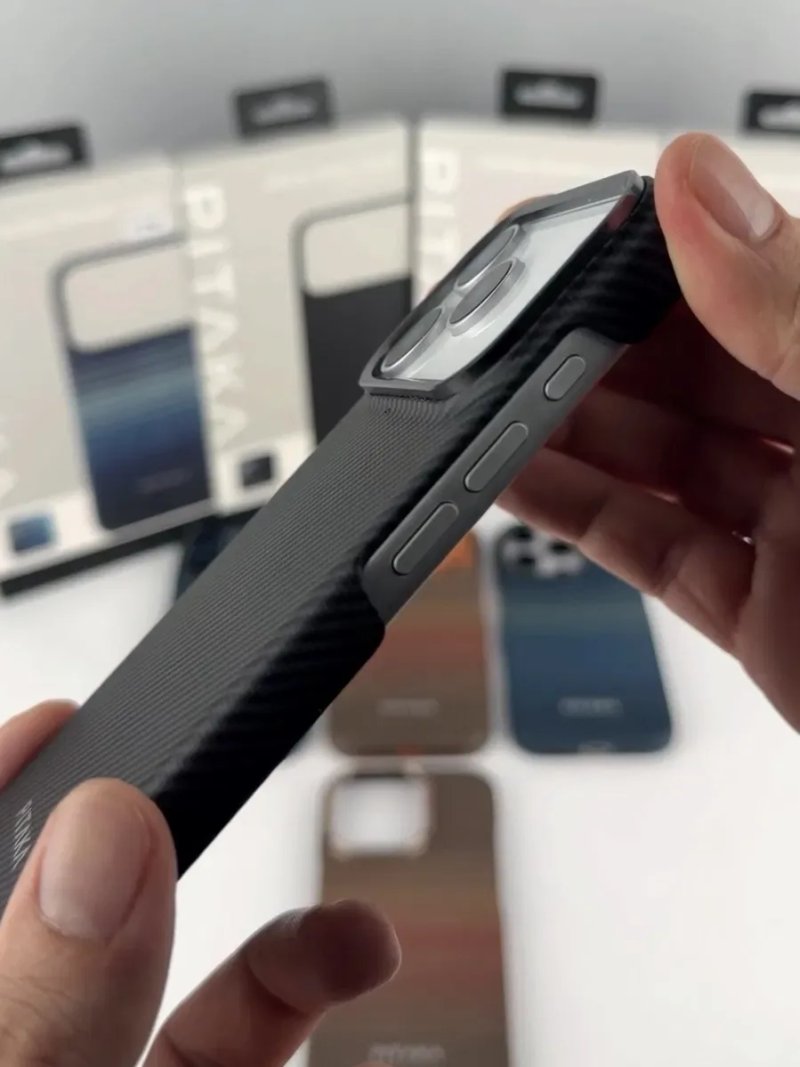 Чохол Пітака для айфон 17 про макс чехол pitaka iPhone pro max карбон тонкий відкриті кнопки — фото 7