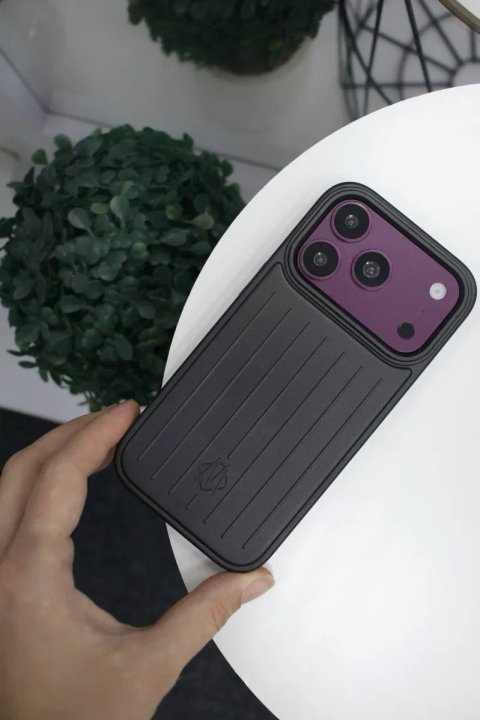 Чохол рімова на телефон для iPhone 17 / 18 pro max чехол айфон 16 про макс з мікрофіброю