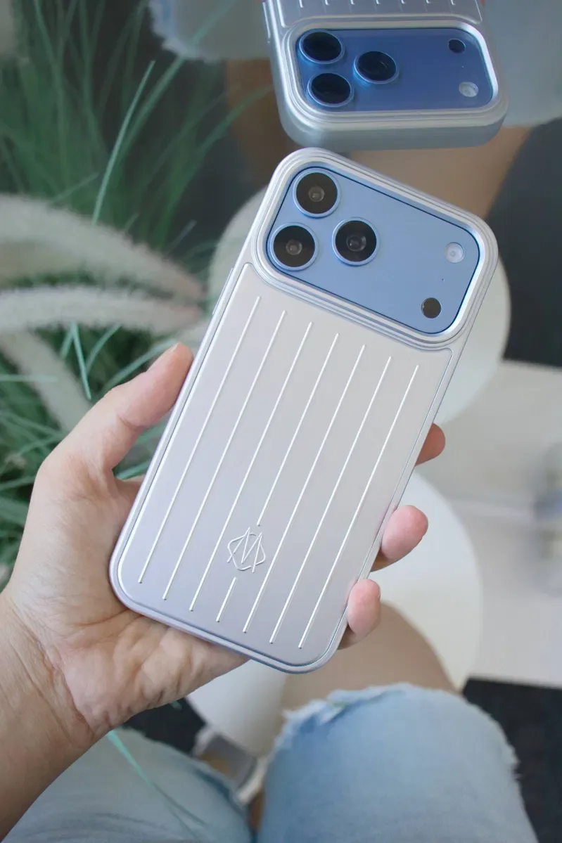 Чохол рімова на телефон для iPhone 17 / 18 pro max чехол айфон 16 про макс з мікрофіброю — фото 3