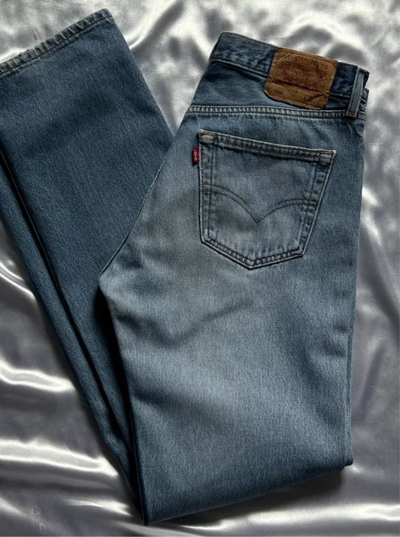 Чол.джинси levi's 501, W33 L34 — фото 3