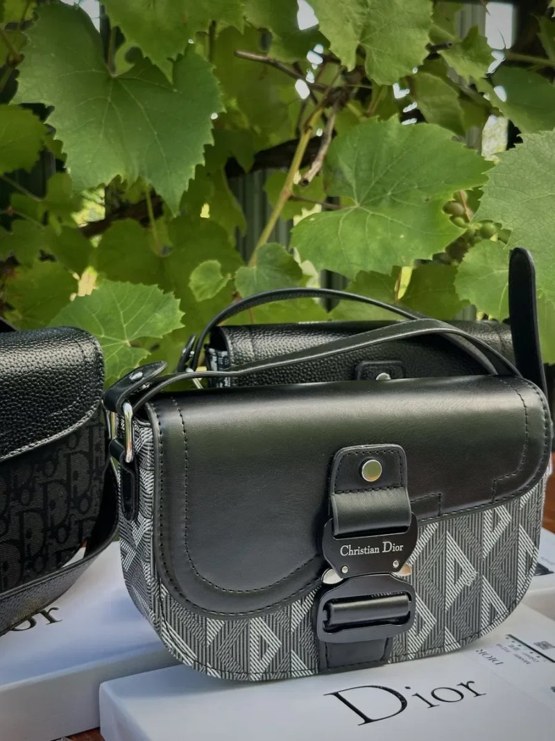 Чоловіча сумка CHRISTIAN DIOR через плече | Діор Oblique | Dior Messenger | Барсетка | Кросбоді | Сумка Dior — фото 2