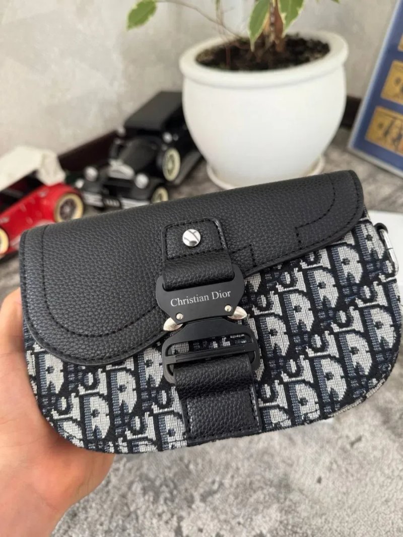 Чоловіча сумка CHRISTIAN DIOR через плече | Діор Oblique | Dior Messenger | Барсетка | Кросбоді | Сумка Dior — фото 4