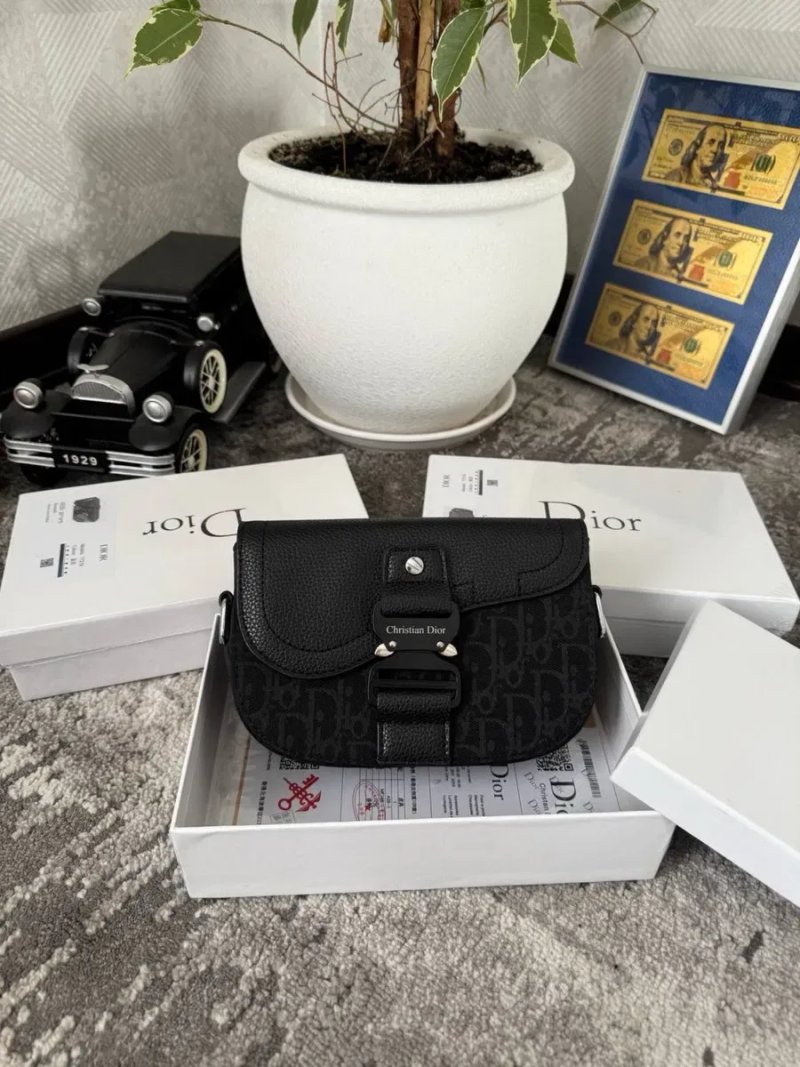 Чоловіча сумка CHRISTIAN DIOR через плече | Діор Oblique | Dior Messenger | Барсетка | Кросбоді | Сумка Dior — фото 6