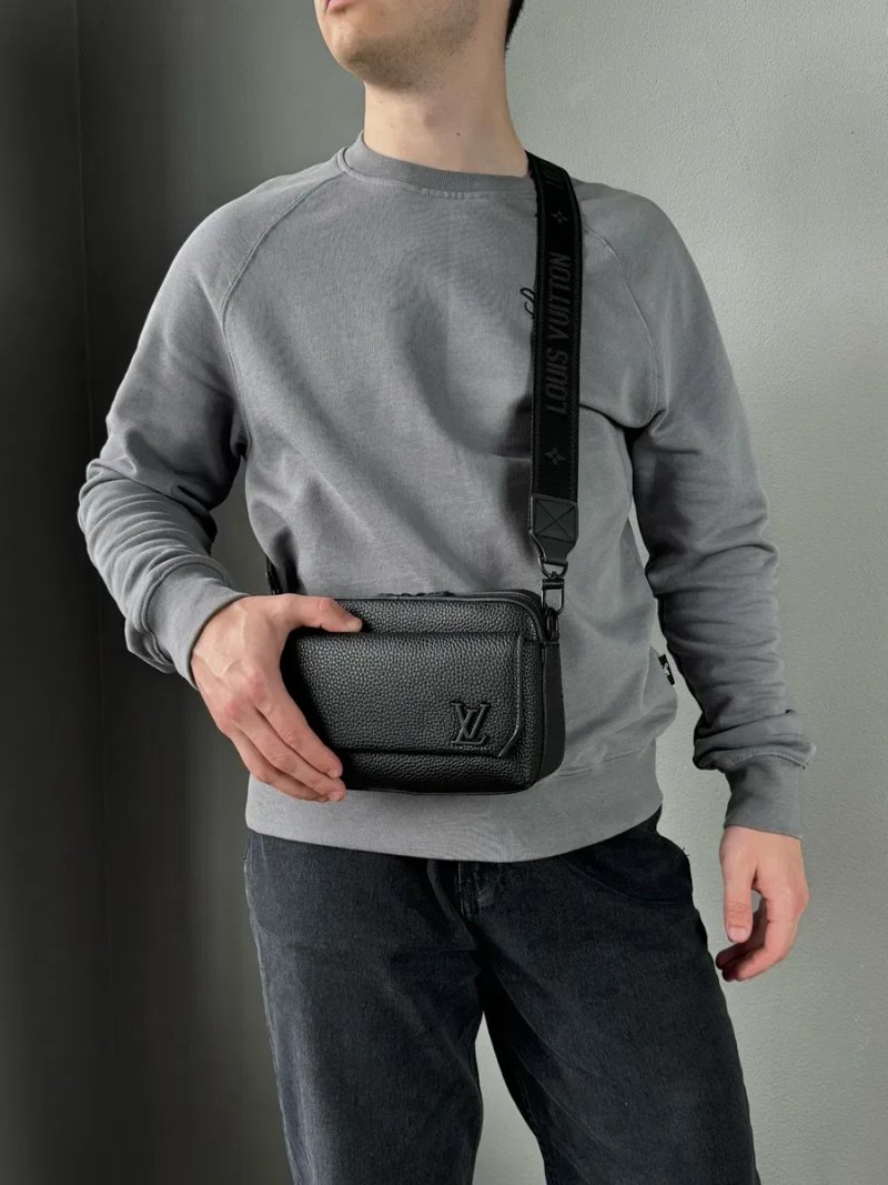 Чоловіча сумка Louis Vuitton мужская сумка барсетка клатч через плечо мессенджер — фото 8