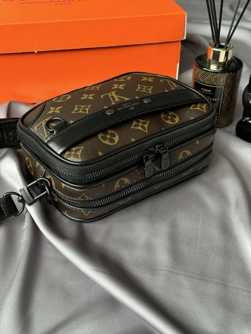 Чоловіча сумка Louis Vuitton мужская сумка барсетка мессенджер через плечо бананка клатч — фото 3